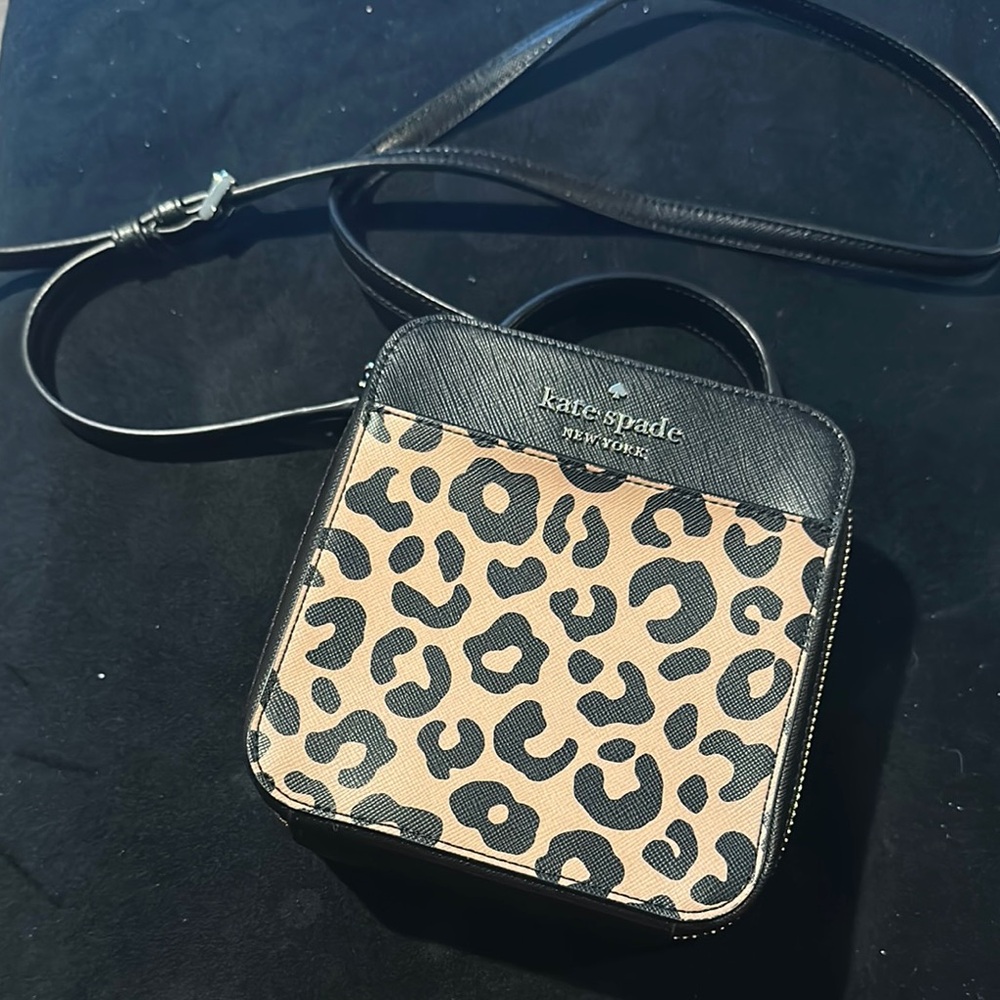 Kate Spade Black and Tan Leopard Print Crossbody Bag